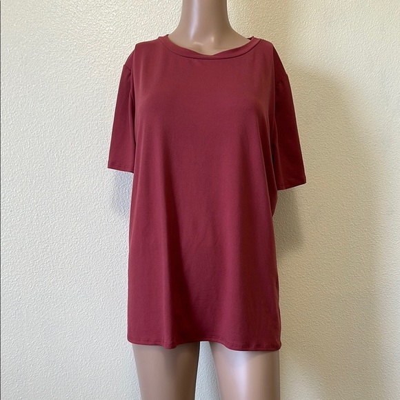 Relaxed Red Short Sleeve Boxy Tee with Matching shorts - Picture 1 of 5
